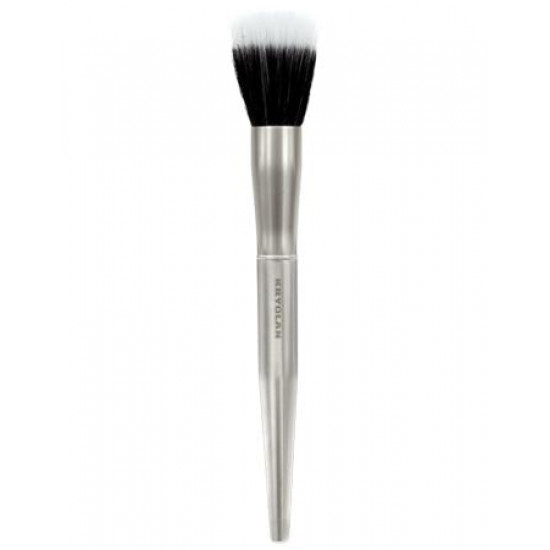 PREMIUM SMOOTHING BRUSH სუნამო და კოსმეტიკა Premium Smoothing Brush is an elegant make-up-brush creation made of natural goat bristles and high-quality white synthetic fibres. PREMIUM SMOOTHING BRUSH