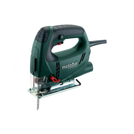 ბეწვა ხერხი Metabo STEB 80 QUICK 590 W (601041500) ხელსაწყოები, ელექტრო ინსტრუმენტები Metabo STEB 80 QUICK არის მოსახერხებელი ბეწვა ხერხი, რომელსაც გააჩნია სისტემა Metabo Quick - საჭრელი პირის გამოცვლა ინსტრუმენტის გამოყენების გარეშე. ბეწვა ხერხი Metabo STEB 80 QUICK 590 W (601041500)