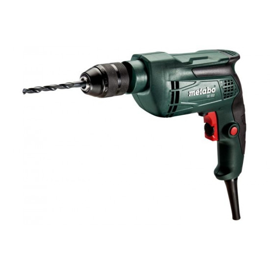 დრელი Metabo BE 650 650W (600360930) ხელსაწყოები, ელექტრო ინსტრუმენტები დრელი Metabo BE 650 650W (600360930) ელექტრონიკა Vario (V) უზრუნველყოფს მასალიდან გამომდინარე ბრუნვის სიხშირის დაყენებას. დრელი Metabo BE 650 650W (600360930)